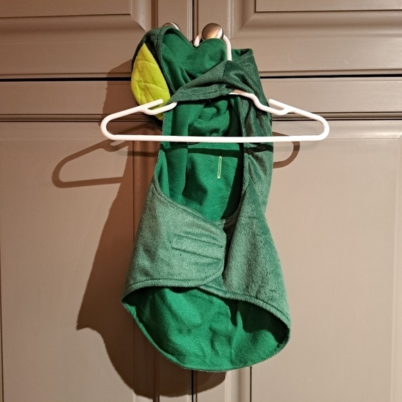 Avocado dog costume M/L 15-20lbs New - Picture 6 of 6